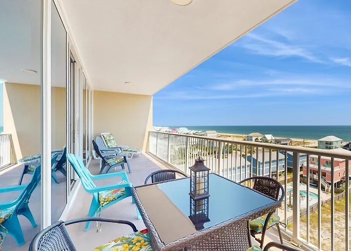 Waterfront Condo With Pool Piers & Breathtaking Balcony Views
