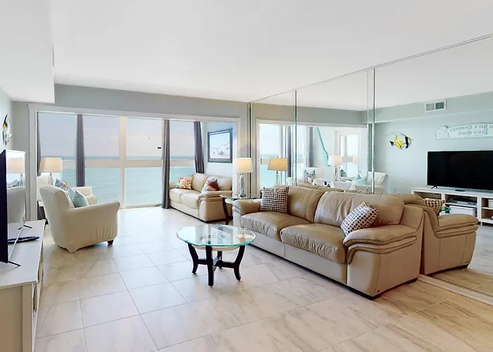 Beachfront Condo With Gulf Views Pool Washer Dryer & Central Ac