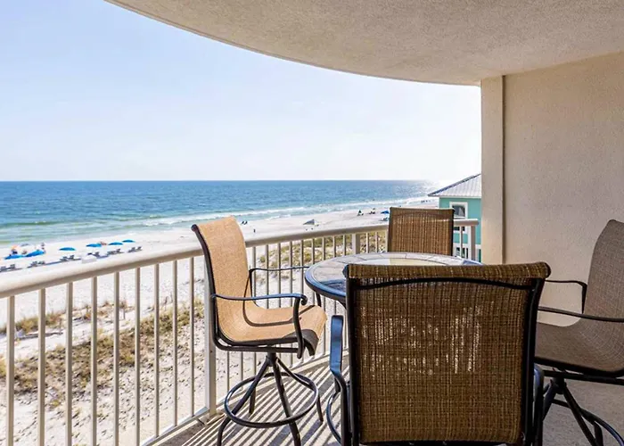 Comfortable Gulf-Front Condo With Pool Hot Tub Washer Dryer & Central Ac
