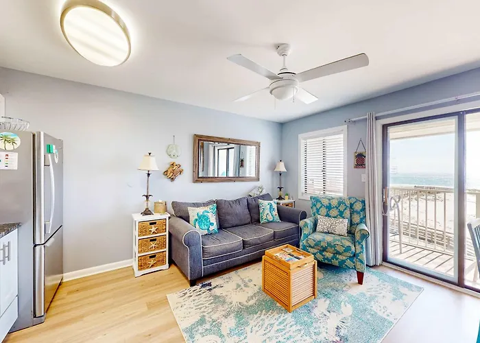Bright Oceanfront Condo With Pool Hot Tub Sauna Tennis & Central Ac