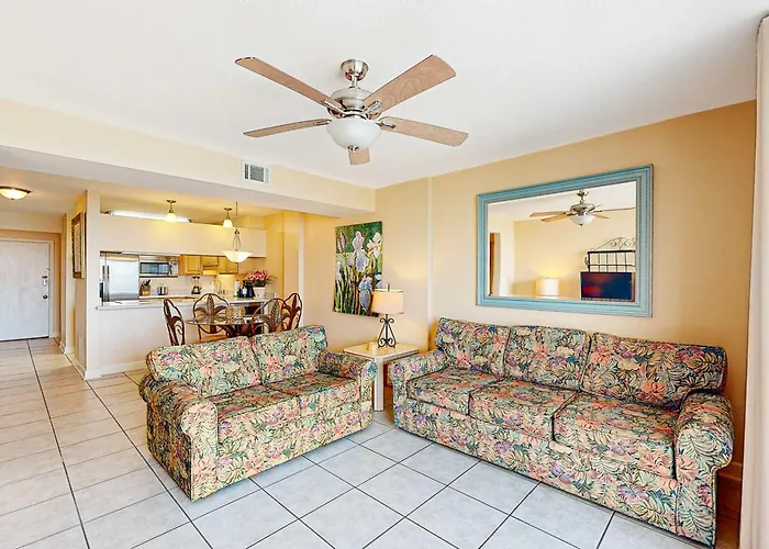 6Th-Floor Waterfront Condo With Pool & Balcony - Snowbird-Friendly