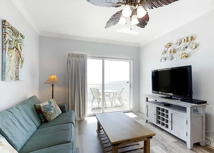 Beachfront Condo Wlarge Balcony Shared Hot Tub Pool Sauna Free Wifi Ac