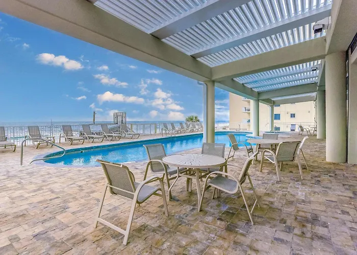Beachfront Condo With Pool Hot Tub Balcony Fitness Room & Amazing Corner View