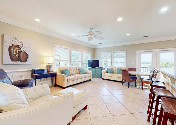 Lagoon-View Coastal Retreat With Shared Pool Fishing Pier And Easy Beach Access