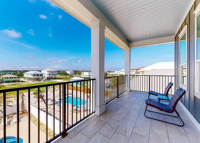 Gorgeous Oceanside Home With Wifi Private Pool Central Ac W&D - Steps From Beach