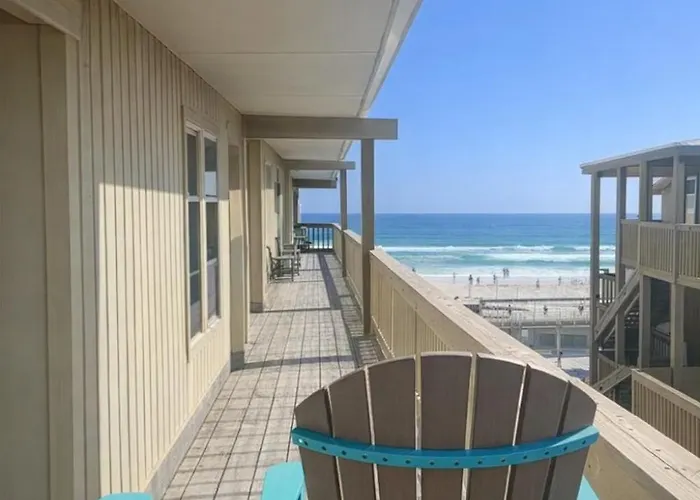 Beachfront Retreat, Private Beach Access, Pool - Apartment With View And Balcony