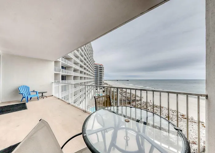 Gulf-Front Condo W Private Balcony & Shared Pools Hot Tubs & Gym