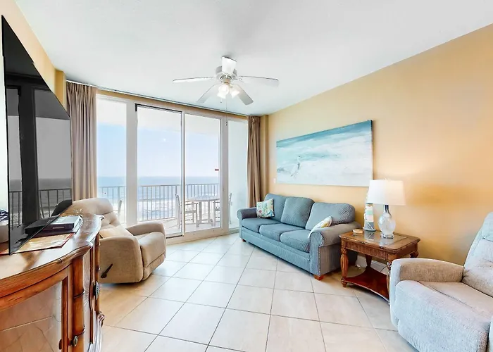Gulf-Front Condo W Shaded Balcony Ac Wifi & Shared Pools Hot Tubs & Gym