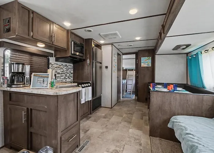 Your Glamping Escape Awaits 5 Miles From The Beach