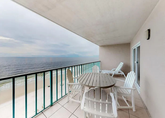 Gulf-Front Condo With Central Ac Balcony & Pool