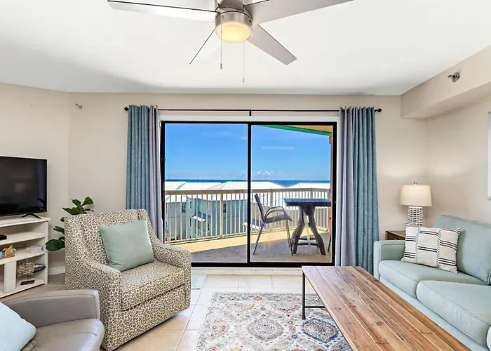 Oceanfront King Bed Heated Pools & Hot Tub W&D & Cabletv
