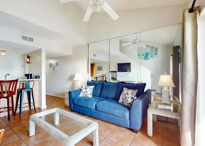 Gulf View Condo With A Full Kitchen Private Balcony Shared Pools & Tennis Court