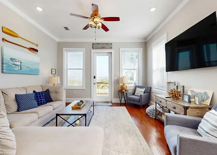 Lagoon-Front Dog-Friendly Duplex With Heated Outdoor Pool Hot Tub & Central Ac