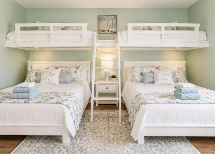 Luxury Beachside Retreat In Gulf Shores - Walk To Sand