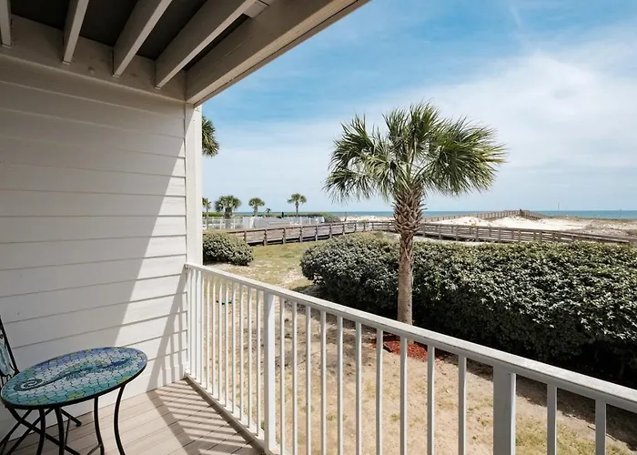 Beachfront Stay With Stunning Sea Views